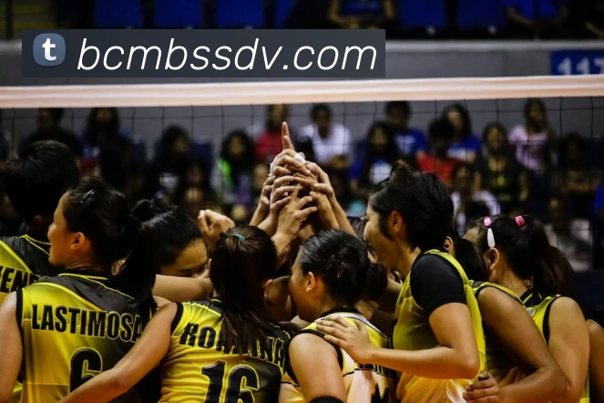 卡塔尔世界杯冬季开球原因解析 高温气候与赛程调整对球员状态影响